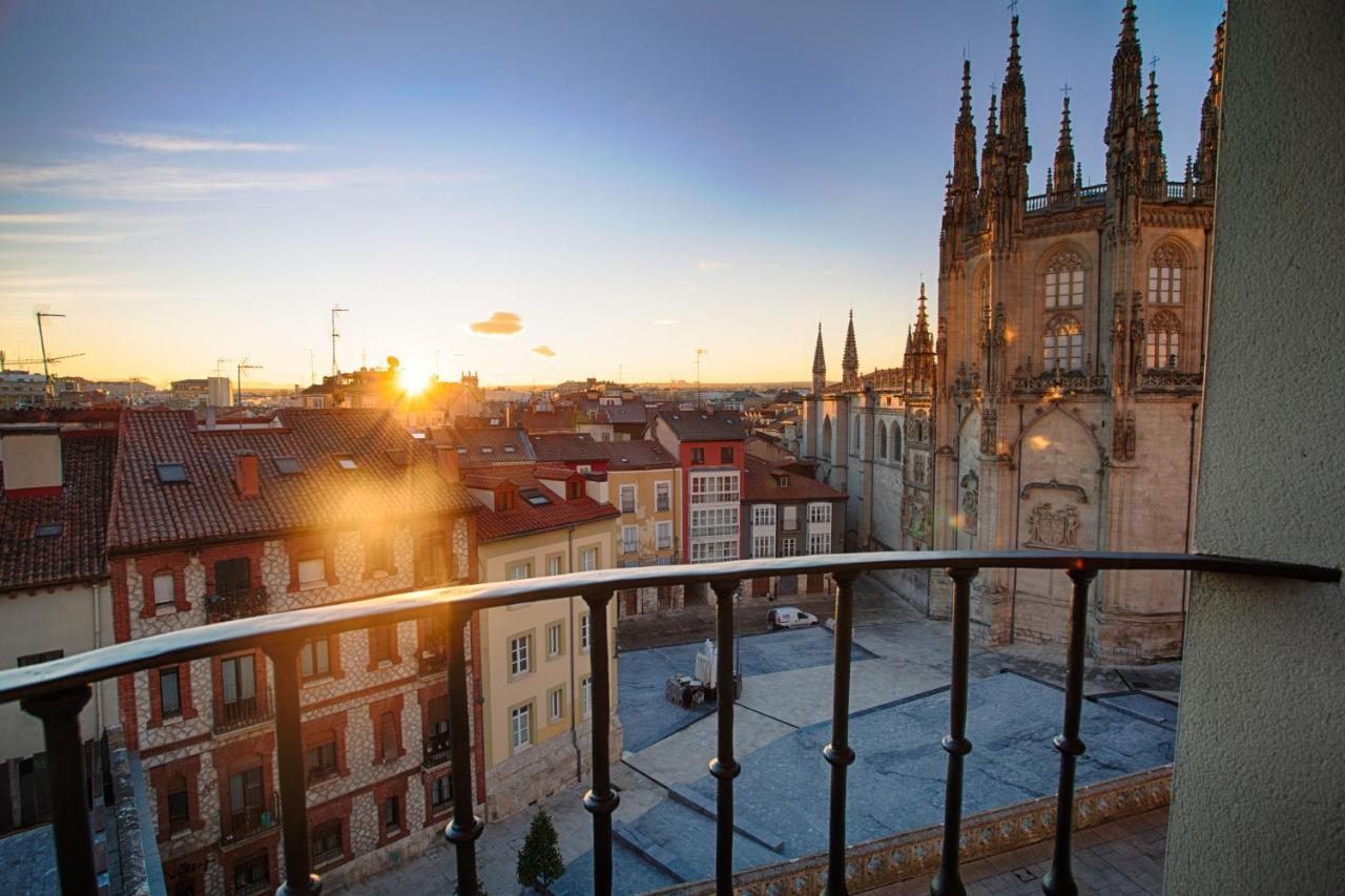 Una Mirada A La Catedral-Apartamentos Burgos Catedral 外观 照片